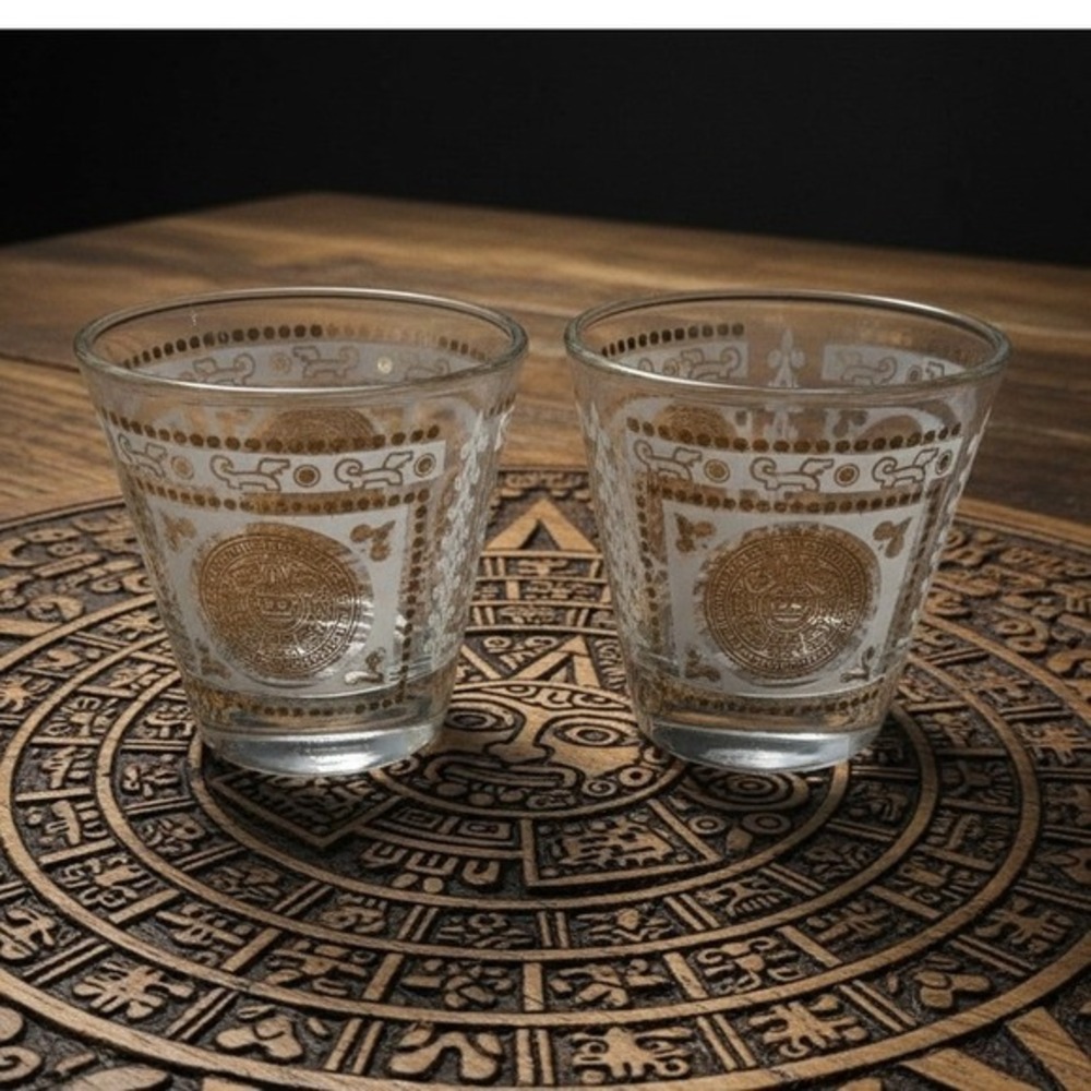 Hazel Atlas Aztec Calendar Lowball, Set of 2, Golden Medallion Design Tumbler‎